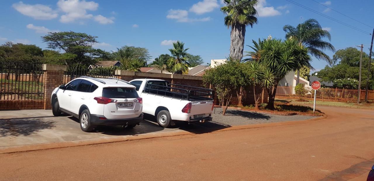 Africas Eden Guesthouse Mookgophong Kültér fotó