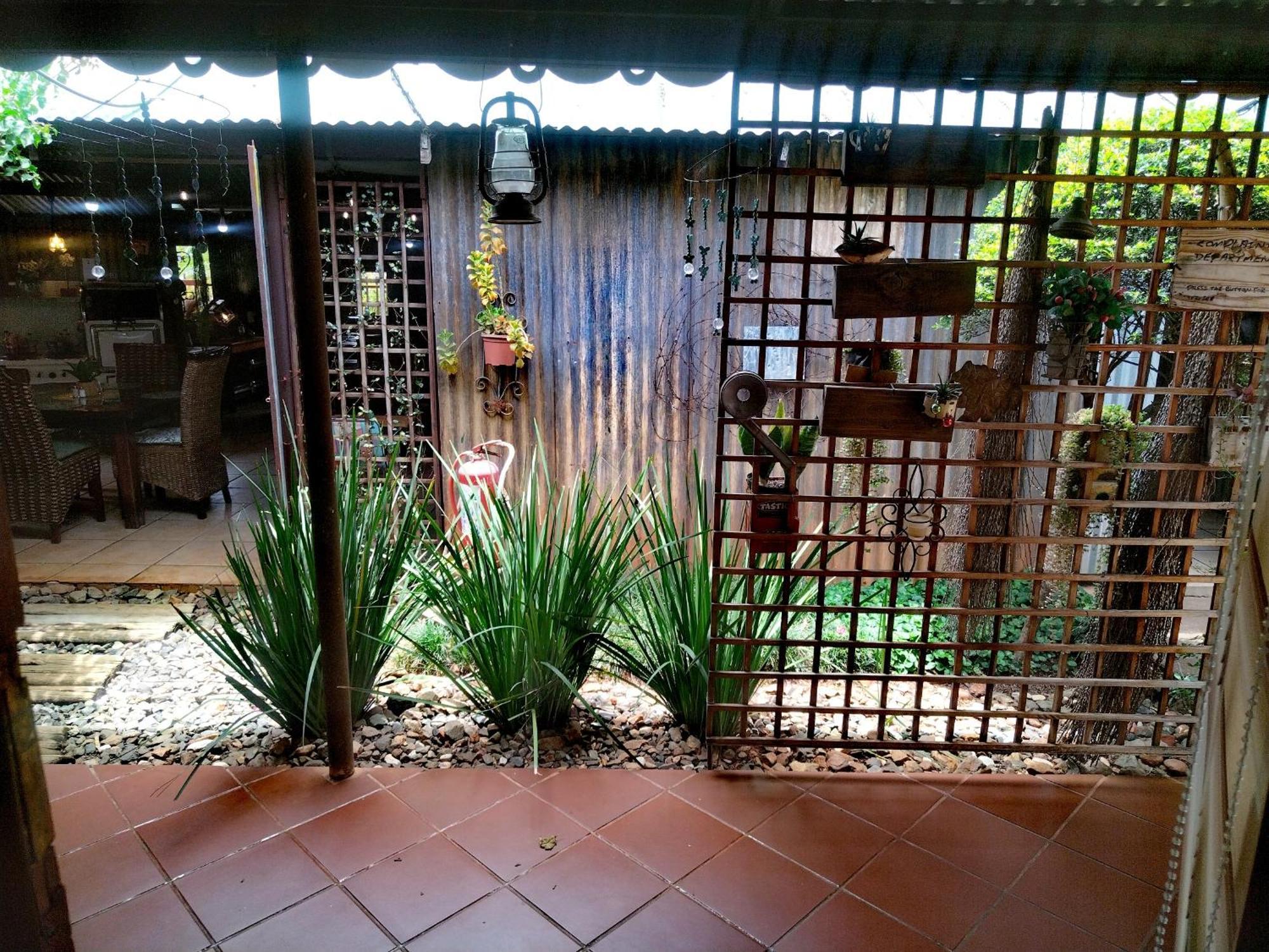 Africas Eden Guesthouse Mookgophong Kültér fotó